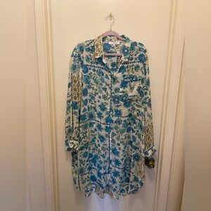 Rose & Olive Blue and Cream Floral Button Down Shirt